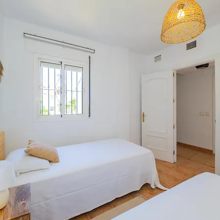 Casa de Férias Cubo's Townhouse Sierrezuela Fuengirola